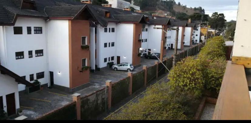 Condominio Solar Dos Passaros - Capivari - Campos Do Jordao 2022 Exterior foto